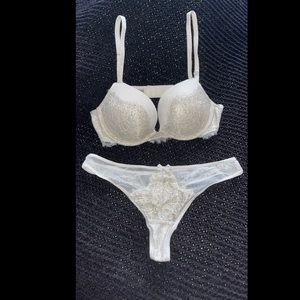 Victoria’s Secret Dream Angels Push Up Set